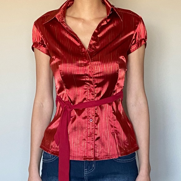Red satin feel too with gold print in small and cones with optional belt. - Picture 1 of 12